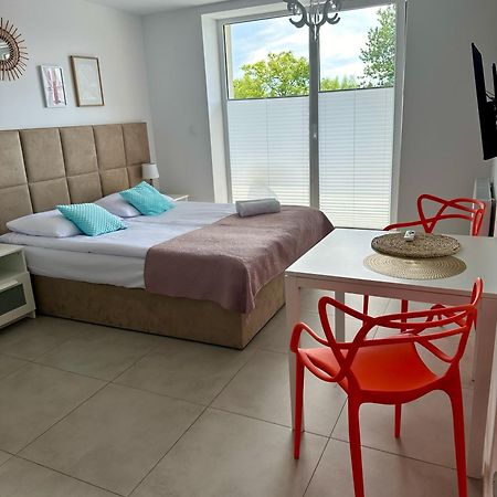 Apartamenty Sunny Stay Ястарня Экстерьер фото