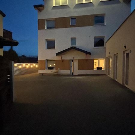 Apartamenty Sunny Stay Ястарня Экстерьер фото