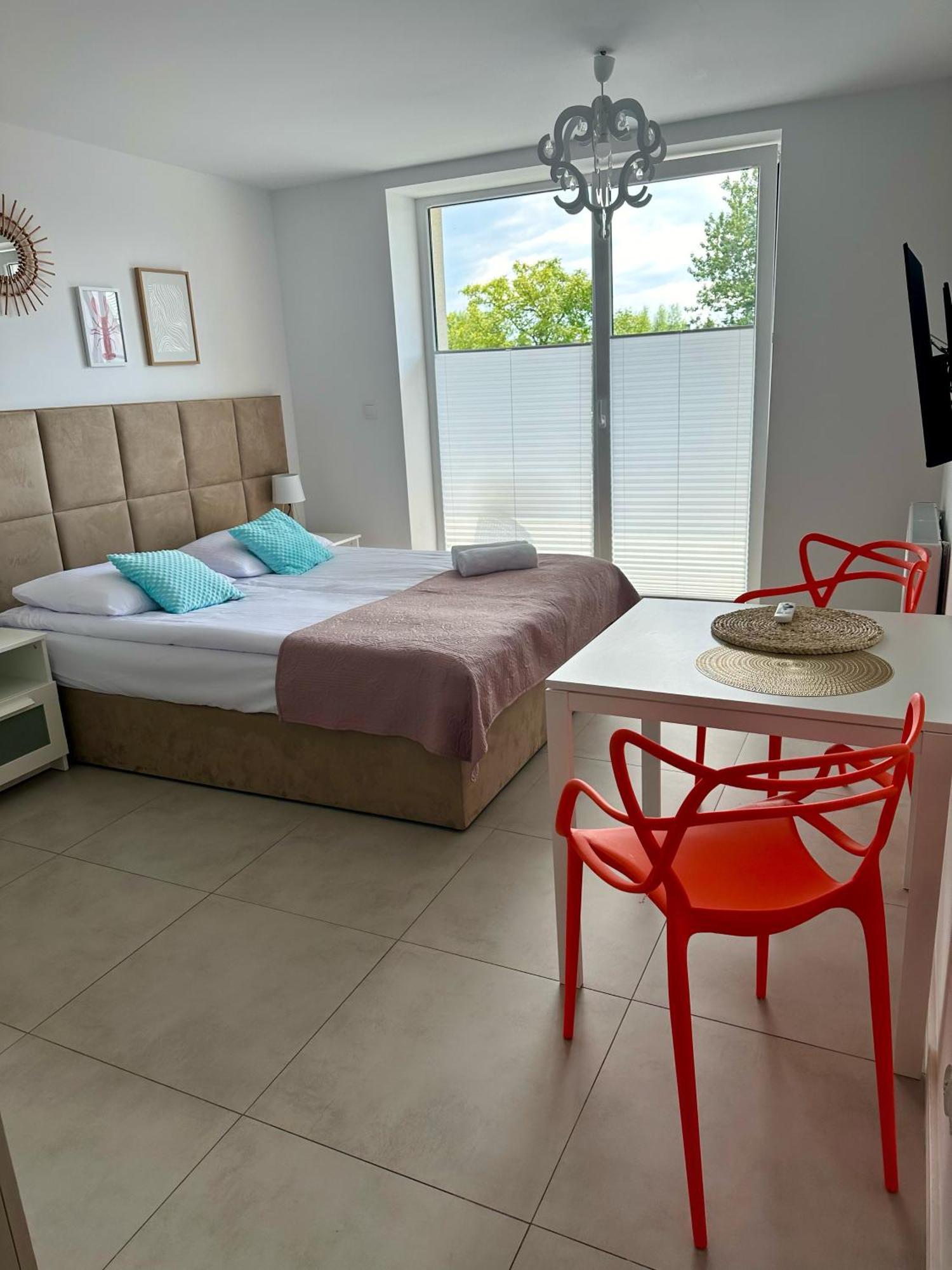 Apartamenty Sunny Stay Ястарня Экстерьер фото